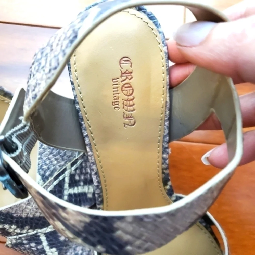 Crown Vintage snake skin Black And White Chunky sandals Size 7.5 - Picture 4 of 11